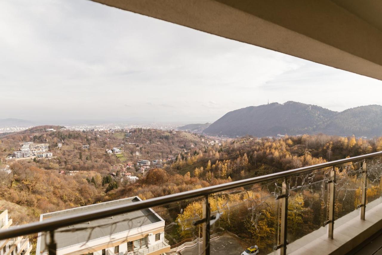 Sky View - Luxury Apartment With A Dream View Braşov Exterior foto