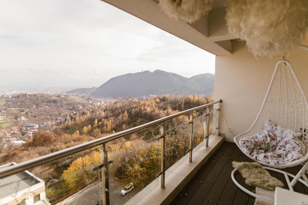 Sky View - Luxury Apartment With A Dream View Braşov Exterior foto